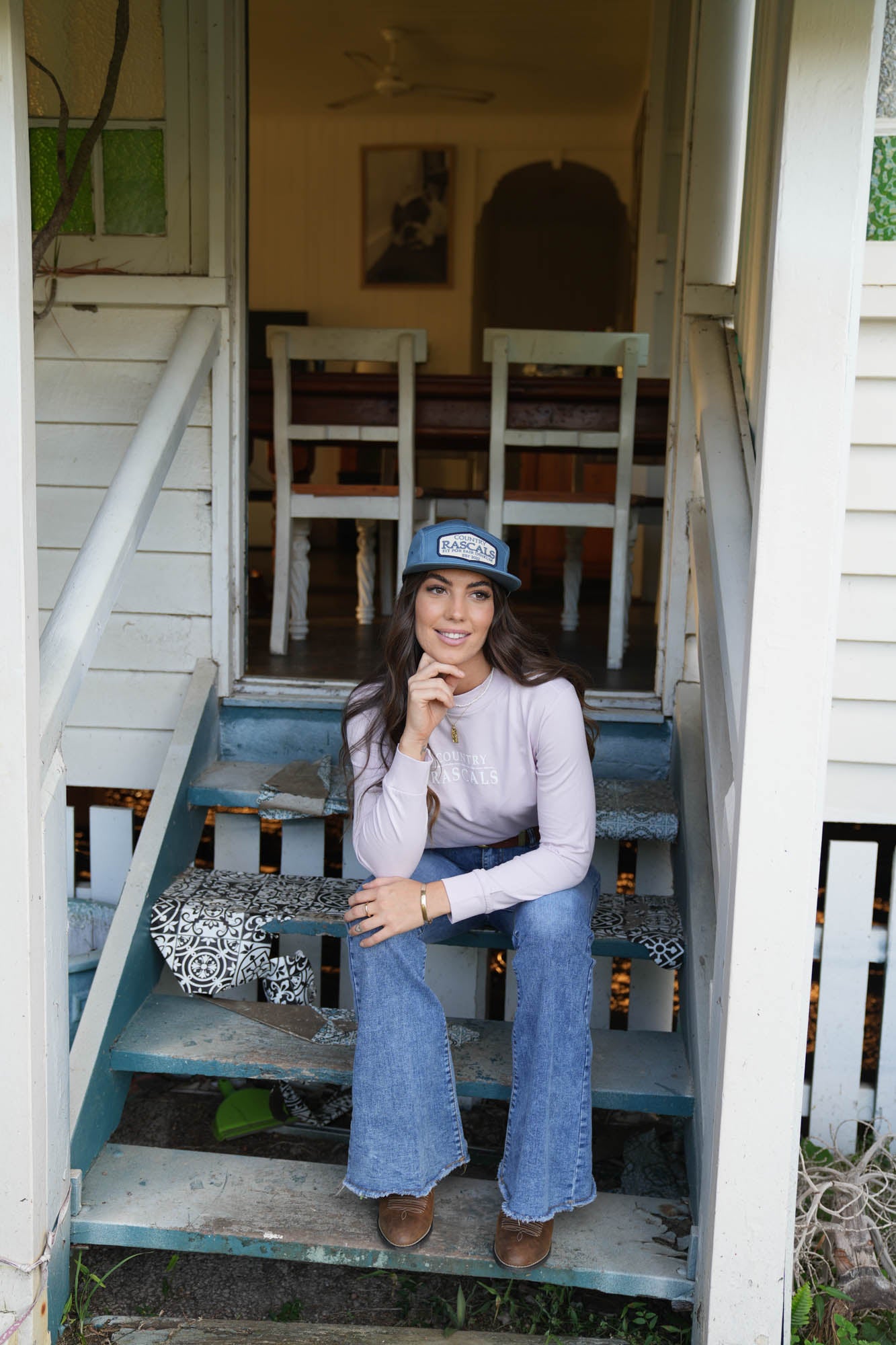 Ladies Country Rascal L/S Tee